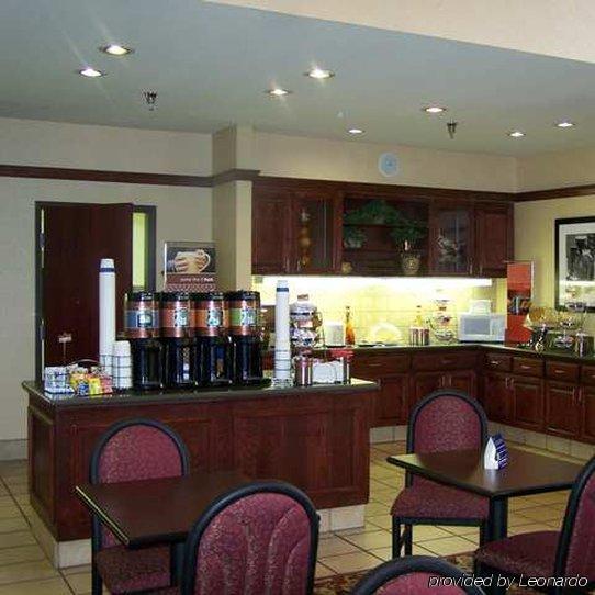 Hampton Inn & Suites Hobbs Restaurant photo